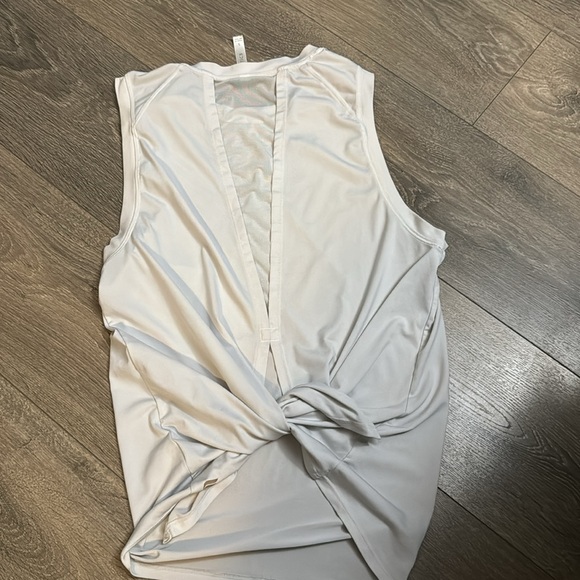 Fabletics White Athletic Mesh/Tie back | Size Small - Picture 3 of 3